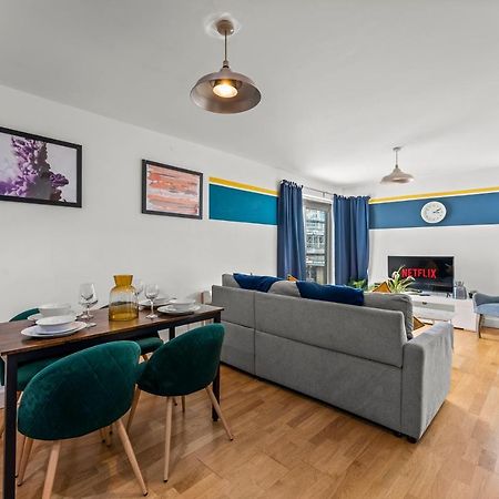 Enchanting Bristol Abode -Sleeps 6 With Balcony! Екстериор снимка