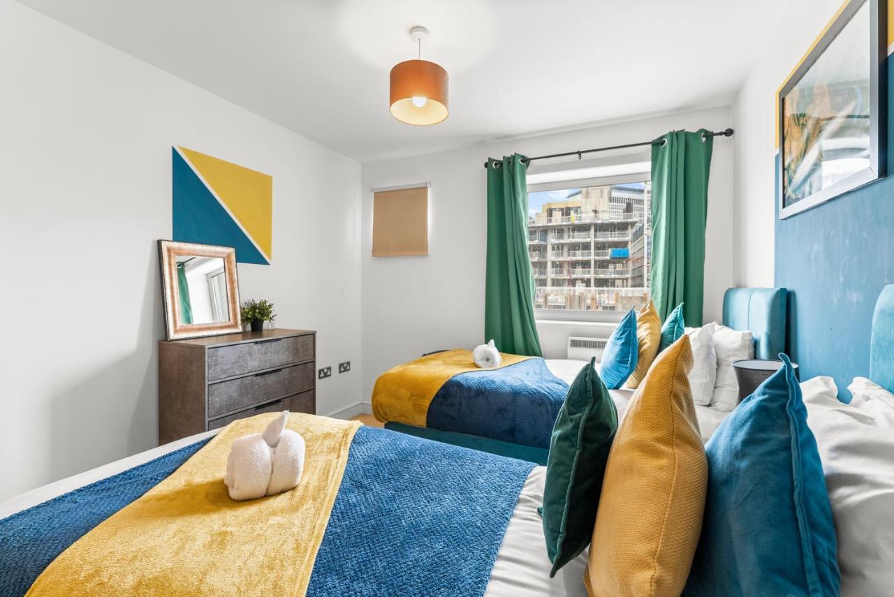 Enchanting Bristol Abode -Sleeps 6 With Balcony! Екстериор снимка